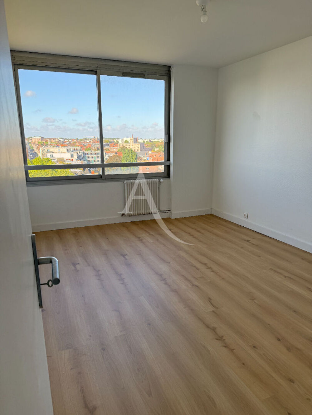 Location Appartement Appartement Roubaix  4 pièce(s) 92.57 m2 Roubaix