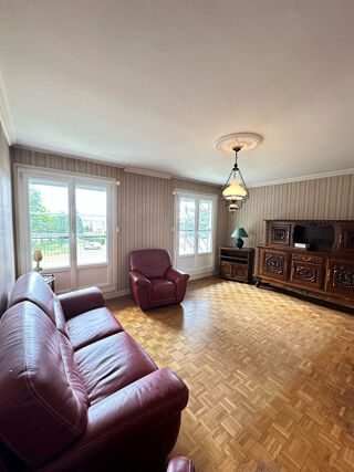  Appartement � vendre 5 pi�ces 77 m�