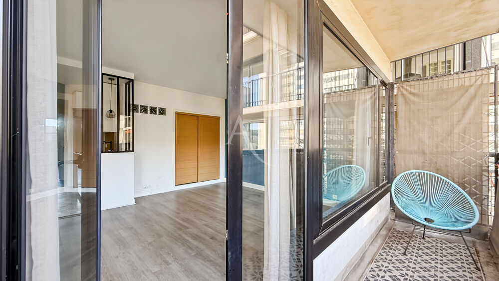 Silly-Gallieni - 3 pièces traversant de 66,47 m² avec balcon plein sud