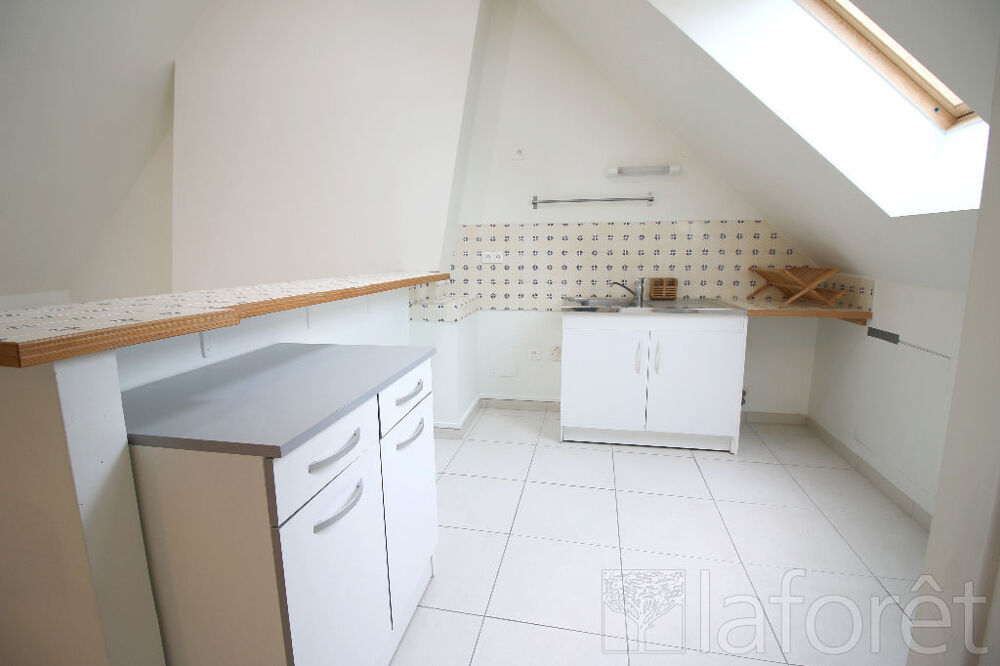 Location Appartement APPARTEMENT - 3 PIÈCES - PARKING - CAVE - 91150 - ETAMPES Etampes