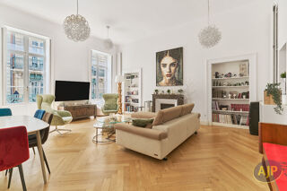  Appartement à louer 5 pièces 167 m²