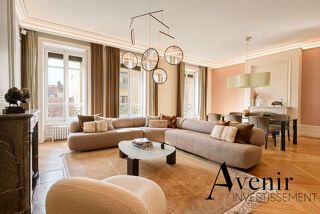  Appartement à vendre 6 pièces 223 m²