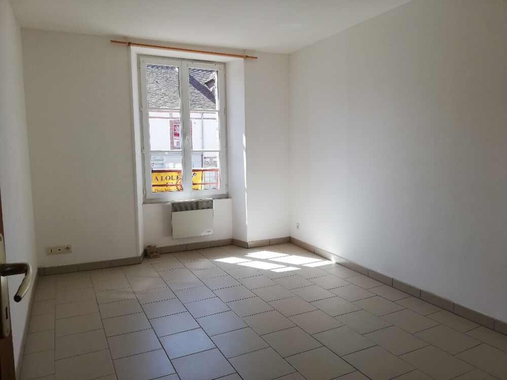 Appartement T1 La Ferte Vidame 28.05 m2