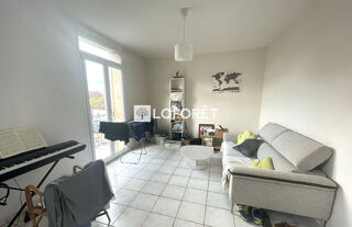  Appartement à louer 2 pièces 55 m²