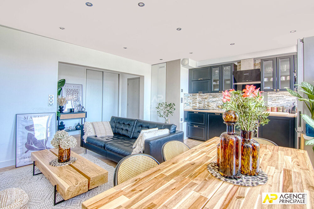Vente Appartement Le Chesnay limite Versailles Appartement 3 pièces 65.53 m² carrez situé  au 3ème et dernier étage , cave et parking Le chesnay rocquencourt