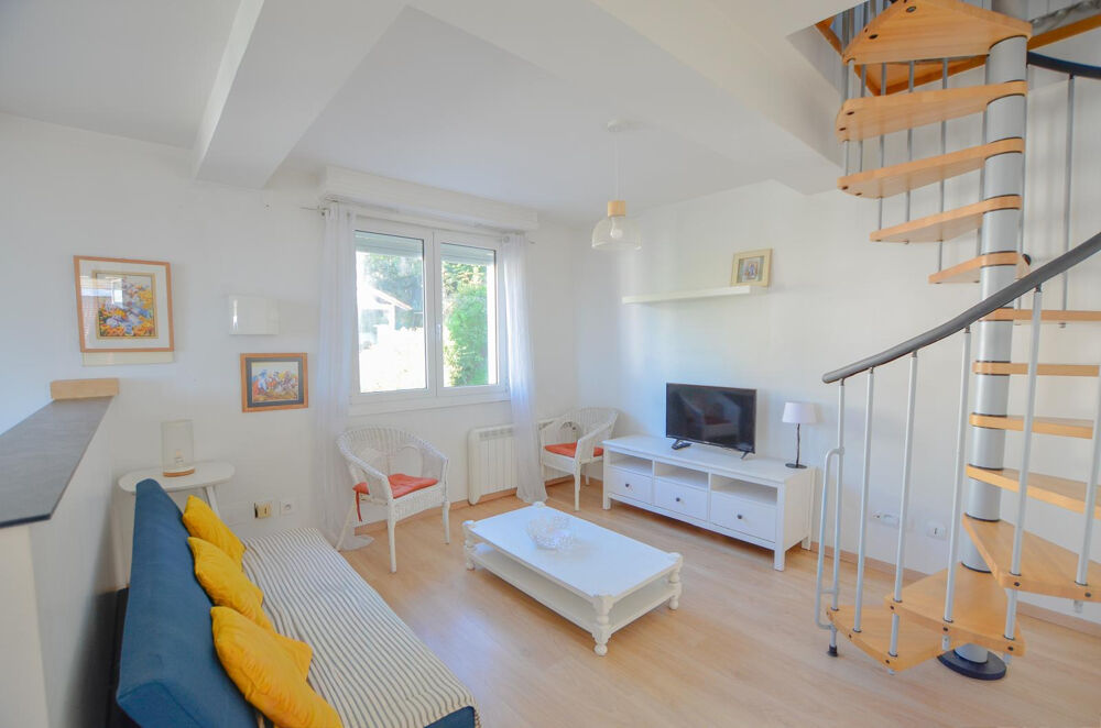 T2 bis en duplex, calme, lumière et vues