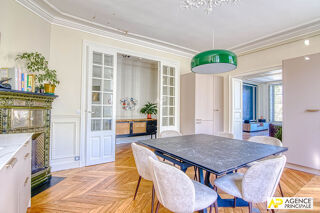  Appartement à vendre 5 pièces 142 m²