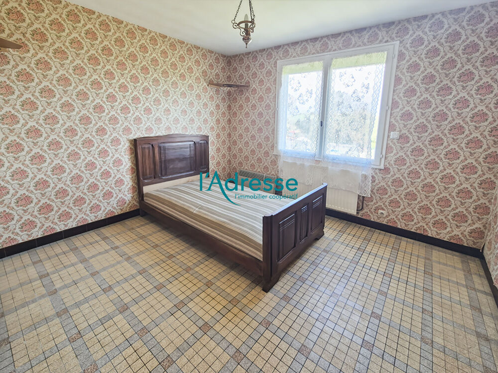 Maison ancienne à rénover avec dépendances