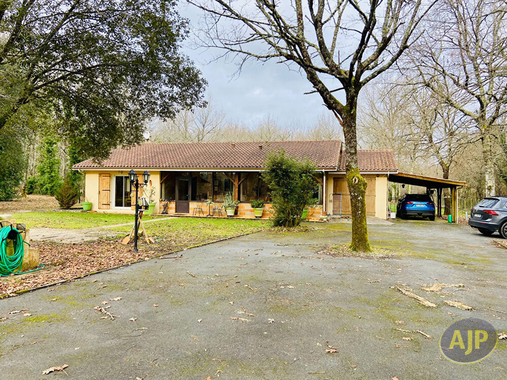 Maison de 140m2 sur 1hA de terrain avec piscine !
