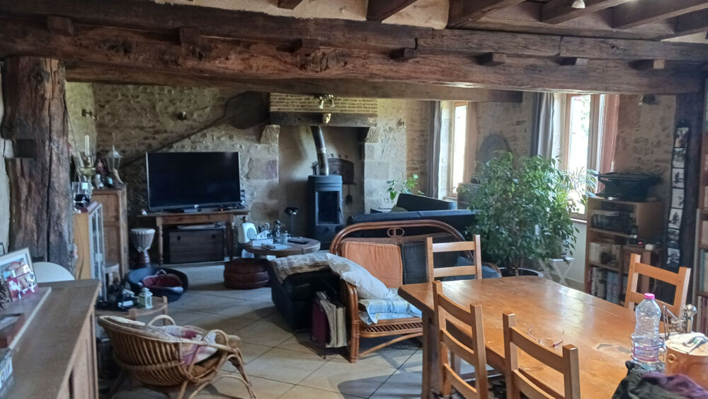 EN VENTE - MENETOU COUTURE, 2 H 30 PARIS, PROCHE JOUET FERMETTE 2 CHAMBRES BUREAU