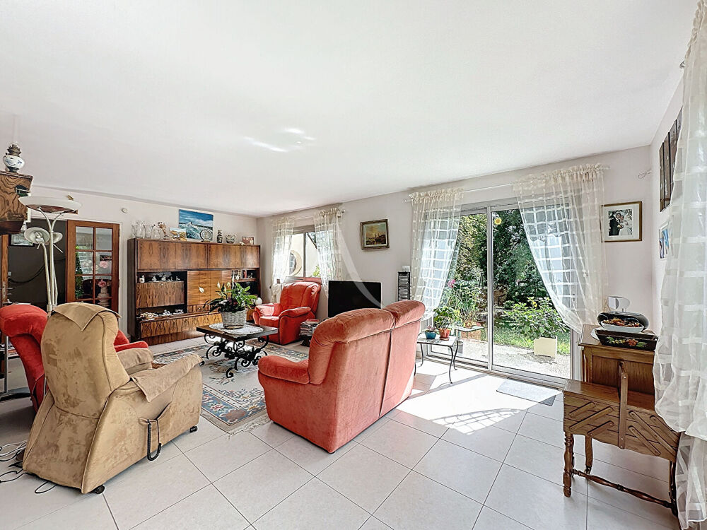Maison Congis sur Therouanne vivable de plain pied- 5 chambres - sous-sol total - jardin de 1004 m2