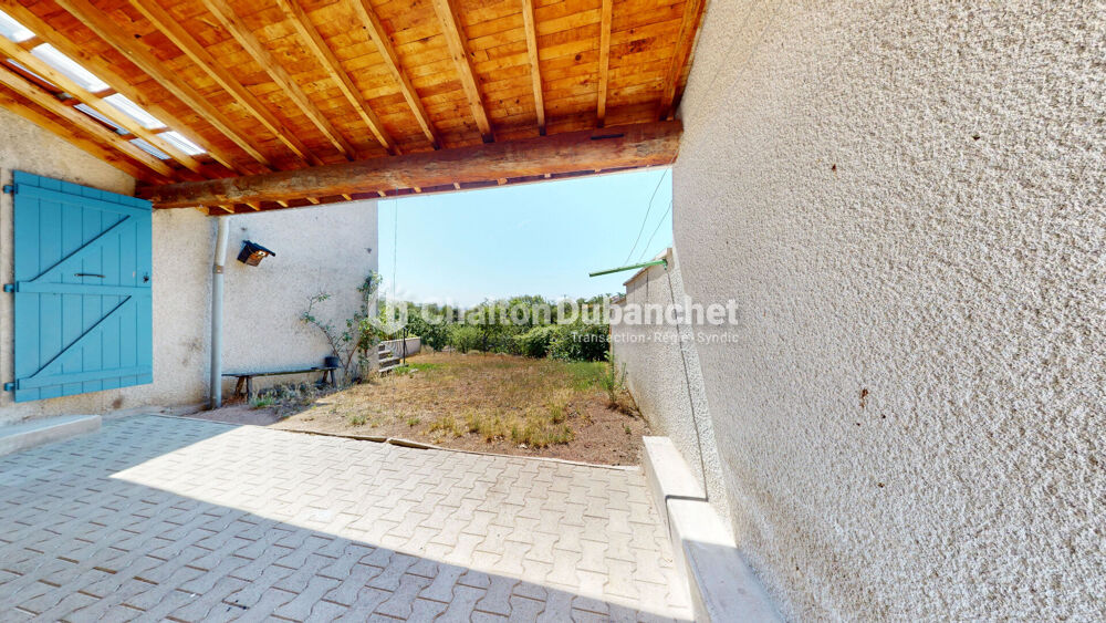 VILLEMONTAIS (42) -maison 94 m2 avec garage, terrain et dépendances