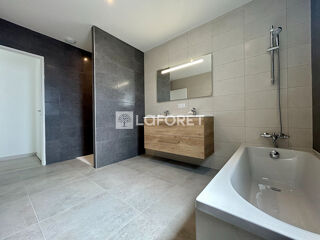  Maison  vendre 6 pices 146 m