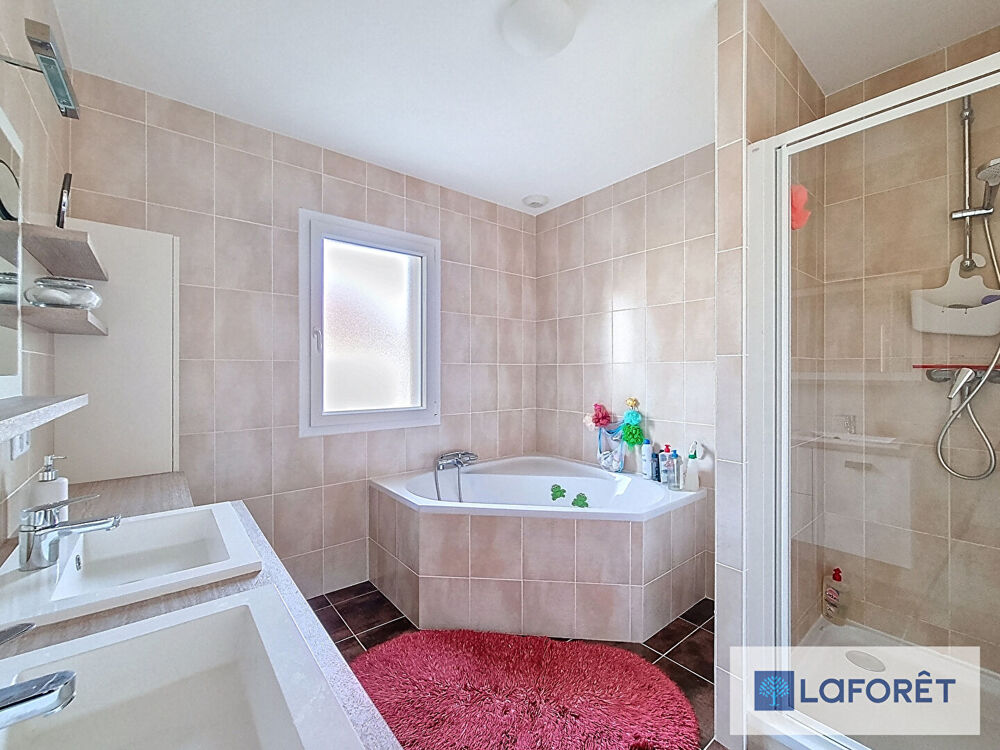 � vendre  Maison Thoiry (01710)