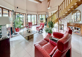  Maison à vendre 7 pièces 231 m²