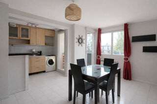  Appartement à louer 2 pièces 55 m²