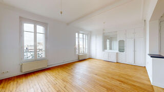  Appartement à louer 4 pièces 100 m²
