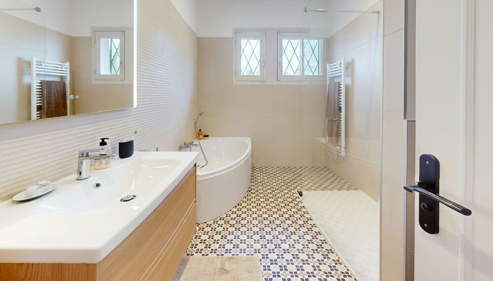 à vendre  Maison Cambo-les-Bains (64250)