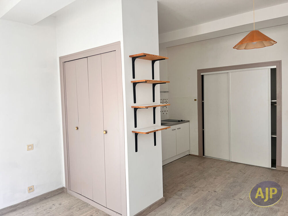 Location Appartement Appartement Saintes 1 pièce(s) 27.80 m2 Saintes