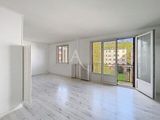  Appartement  vendre 4 pices 64 m