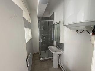  Appartement à louer 2 pièces 37 m²