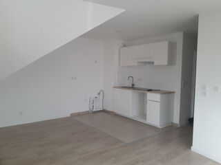  Appartement à louer 2 pièces 43 m²
