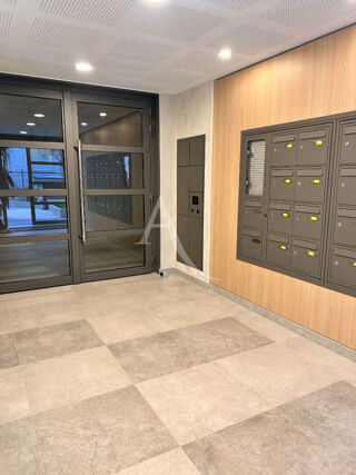  Appartement � vendre 4 pi�ces 86 m�