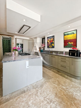  Maison  vendre 7 pices 180 m