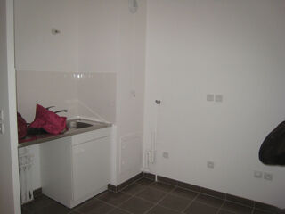  Appartement à louer 3 pièces 56 m²