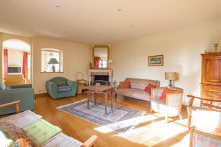  Maison  vendre 8 pices 246 m