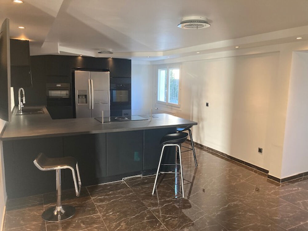 Maison d'architecte 6 pièce(s) 166 m2