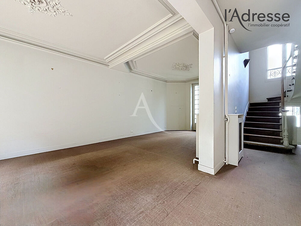 Vente Maison PUTEAUX/ Centre-Ville - Maison 8 pièces 168m² - 126m² d'Extérieurs Puteaux
