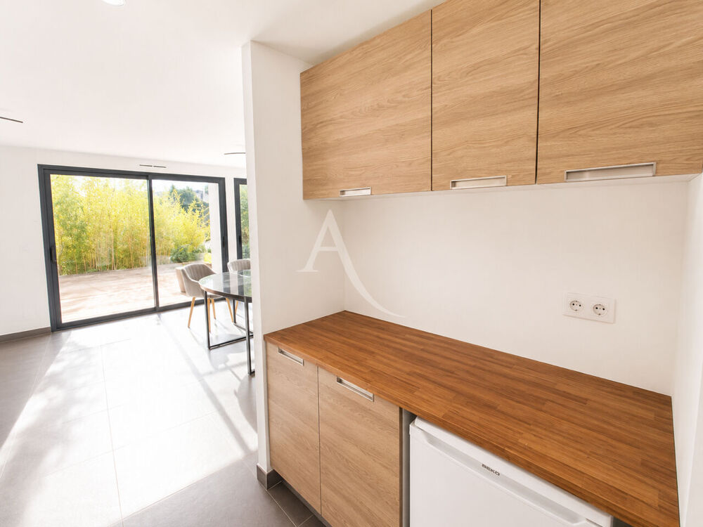   Bureaux  ou Cabinet sur Martigues dans résidence récente Martigues