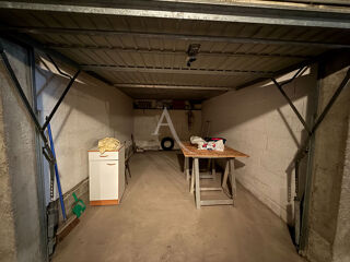  Parking / Garage � vendre 