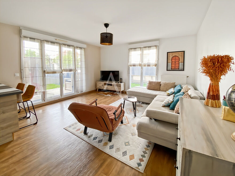 Appartement Vaureal F4 avec 3 chambres et jardin