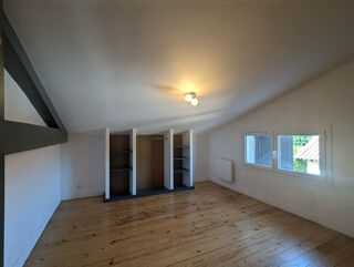  Appartement à louer 4 pièces 78 m²