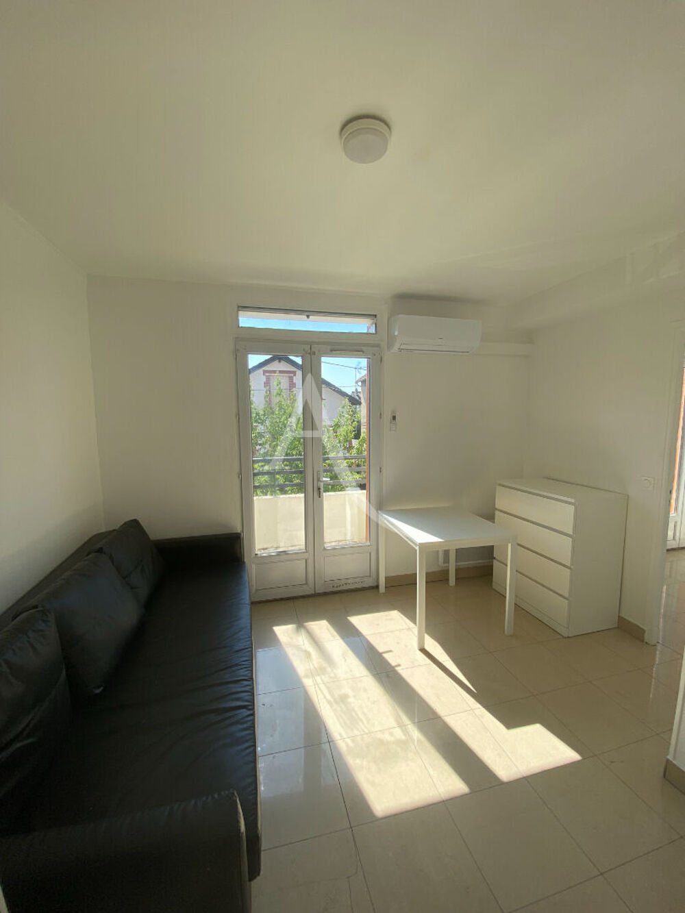 Location Appartement Appartement meublé Drancy 2 pièce(s) 26.02 m2 Drancy