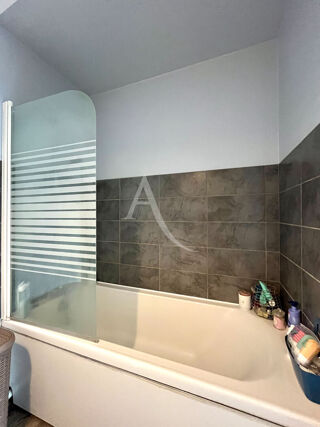  Appartement  vendre 2 pices 42 m