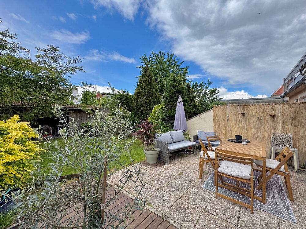 Maison de ville familiale T6 (157 m²) avec jardin, terrasse et garage à Terville