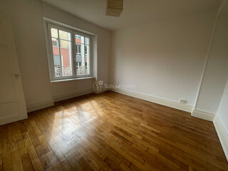  Appartement  louer 4 pices 80 m
