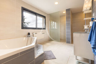  Maison � vendre 8 pi�ces 400 m�