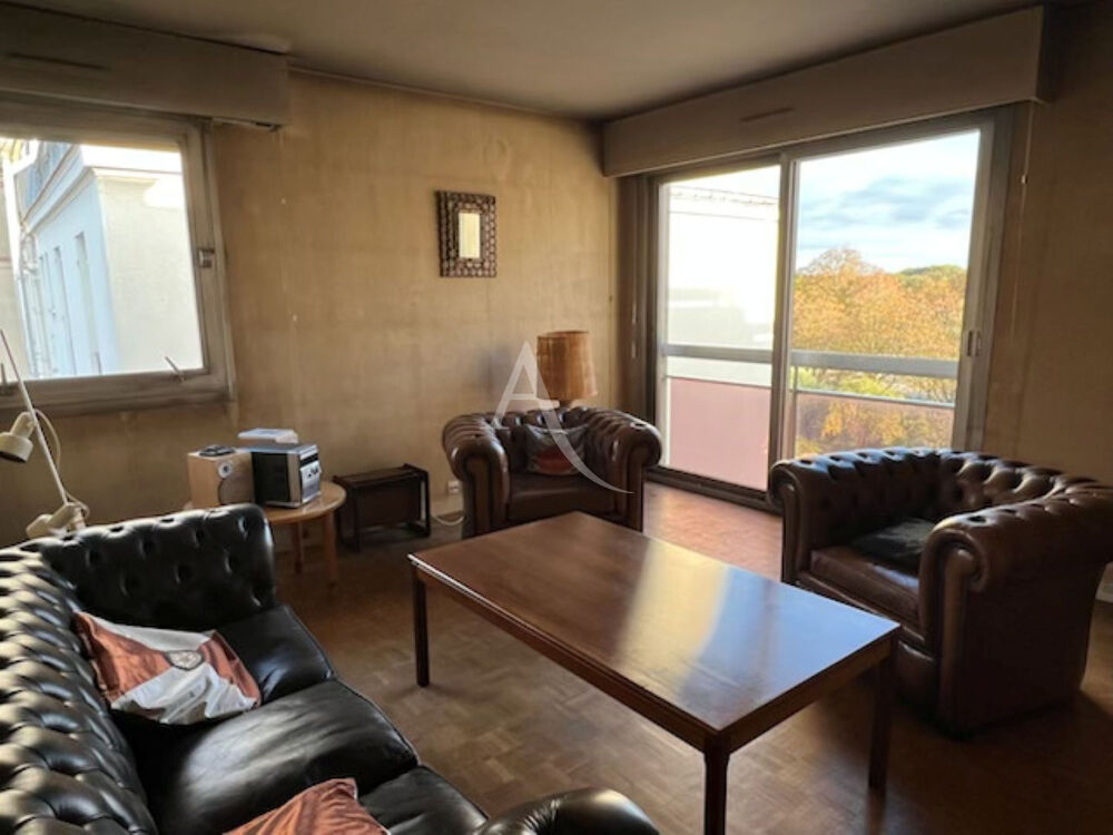 Vente Appartement Vue imprenable sur le Bois de Vincennes, dernier étage lumineux à Saint-Mandé Saint mande