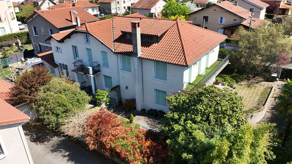 Propriété confidentielle aux portes de Lyon 8 quartier Moulin à vent
