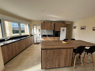  Maison � vendre 5 pi�ces 207 m�