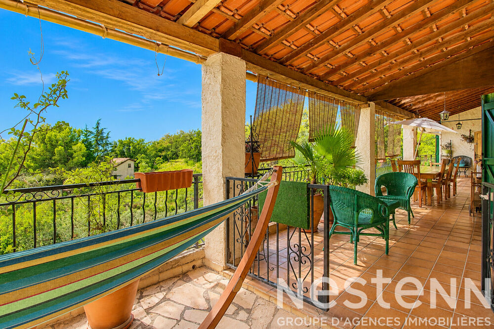 Vente Maison A vendre à Draguignan - Propriété de caractère avec vue panoramique, piscine et beaux volumes Draguignan