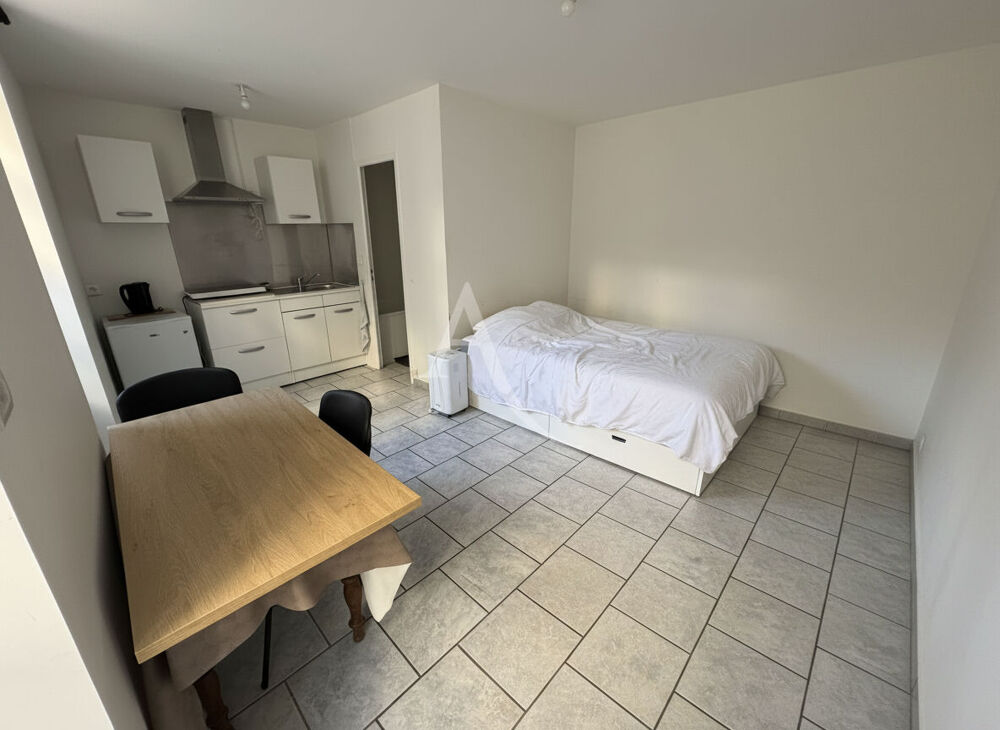Location Appartement Appartement BLOIS meublé studio 20 m2 Blois