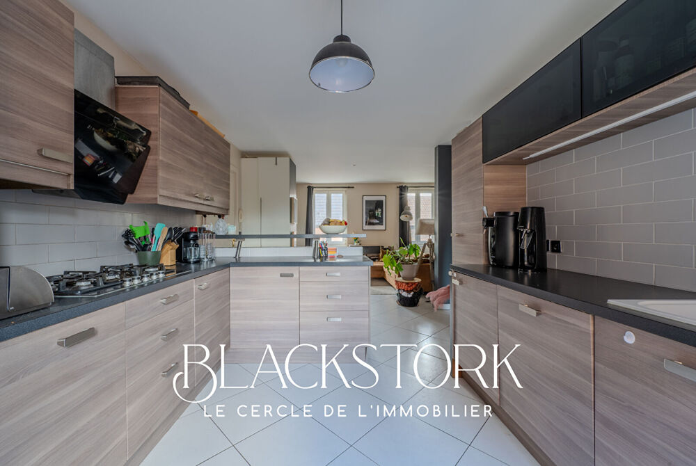 Vente Appartement ENTZHEIM  BEAUX VOLUMES ET CHARME DE L'ANCIEN POUR CE 3 PIÈCES Entzheim