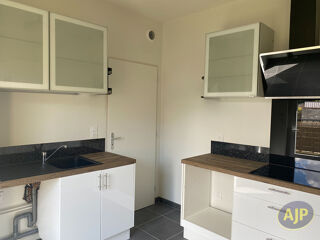  Appartement à louer 4 pièces 72 m²