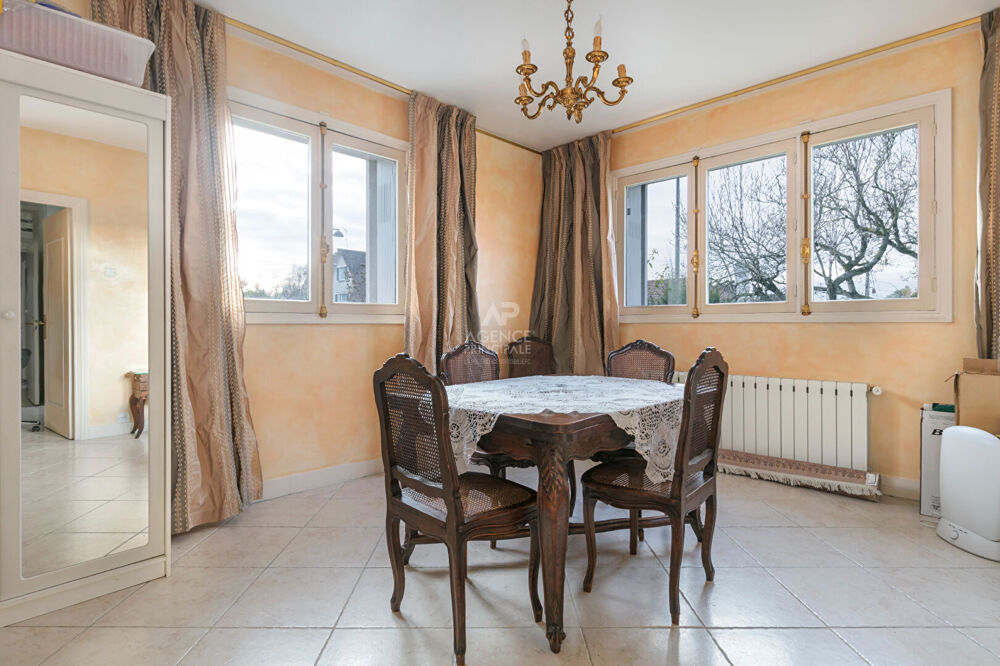 � vendre  Maison Versailles (78000)