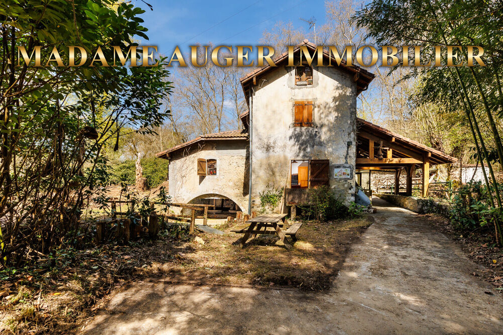Vente Maison Moulin authentique du XVIIème de 138m² habitable sur 6Ha de terrain Habas